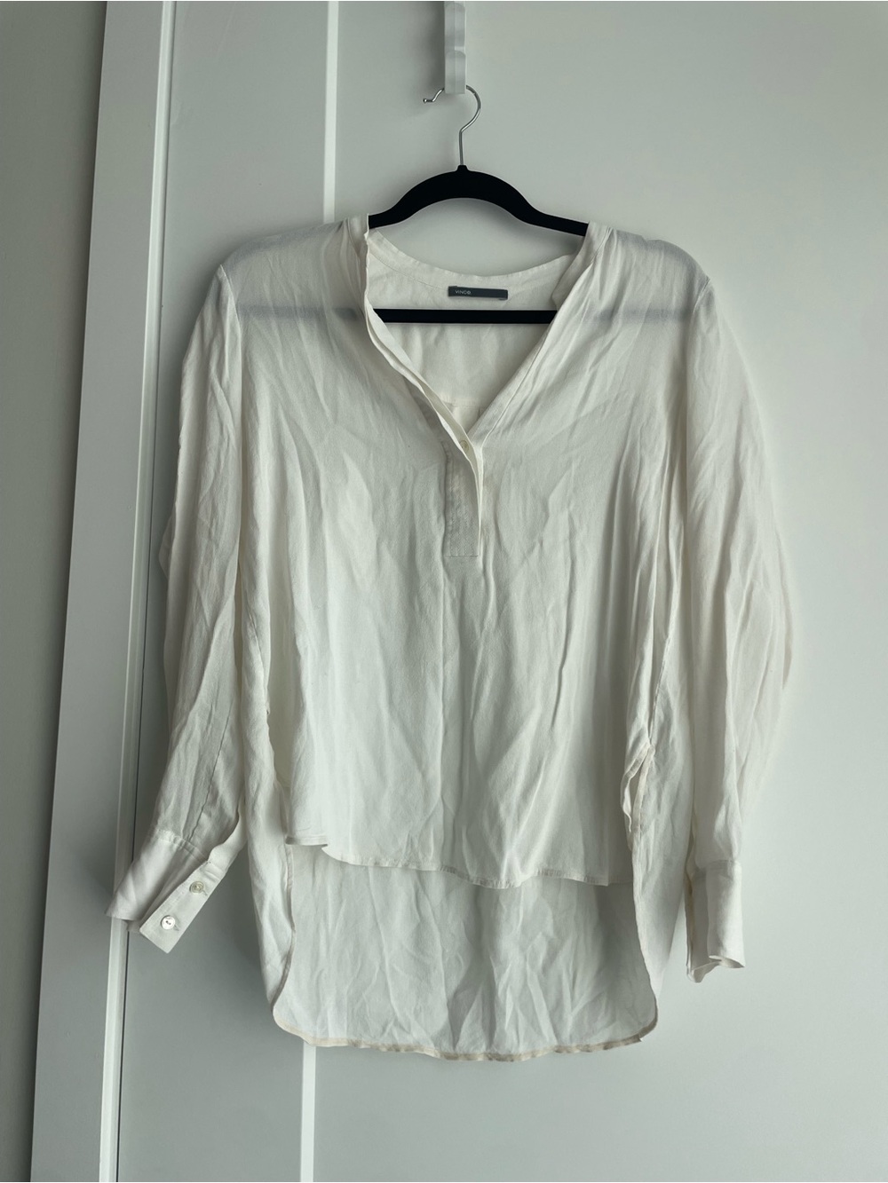 Vince Cream Lightweight V-Neck Long-Sleeve Blouse